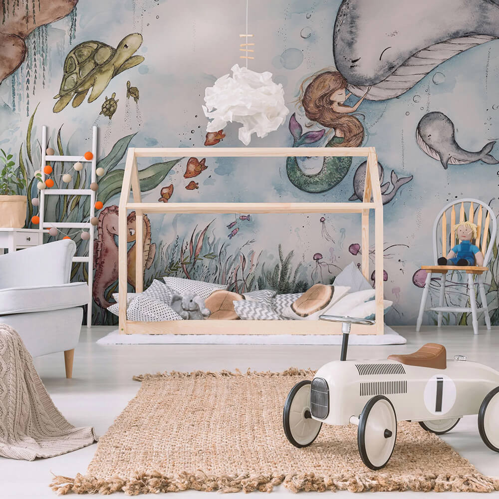 Tierna Sirenita y Ballenas