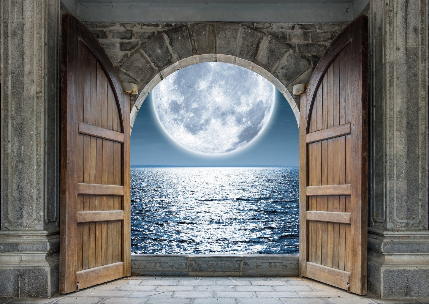 Puertas de Castillo con Diferentes Vistas