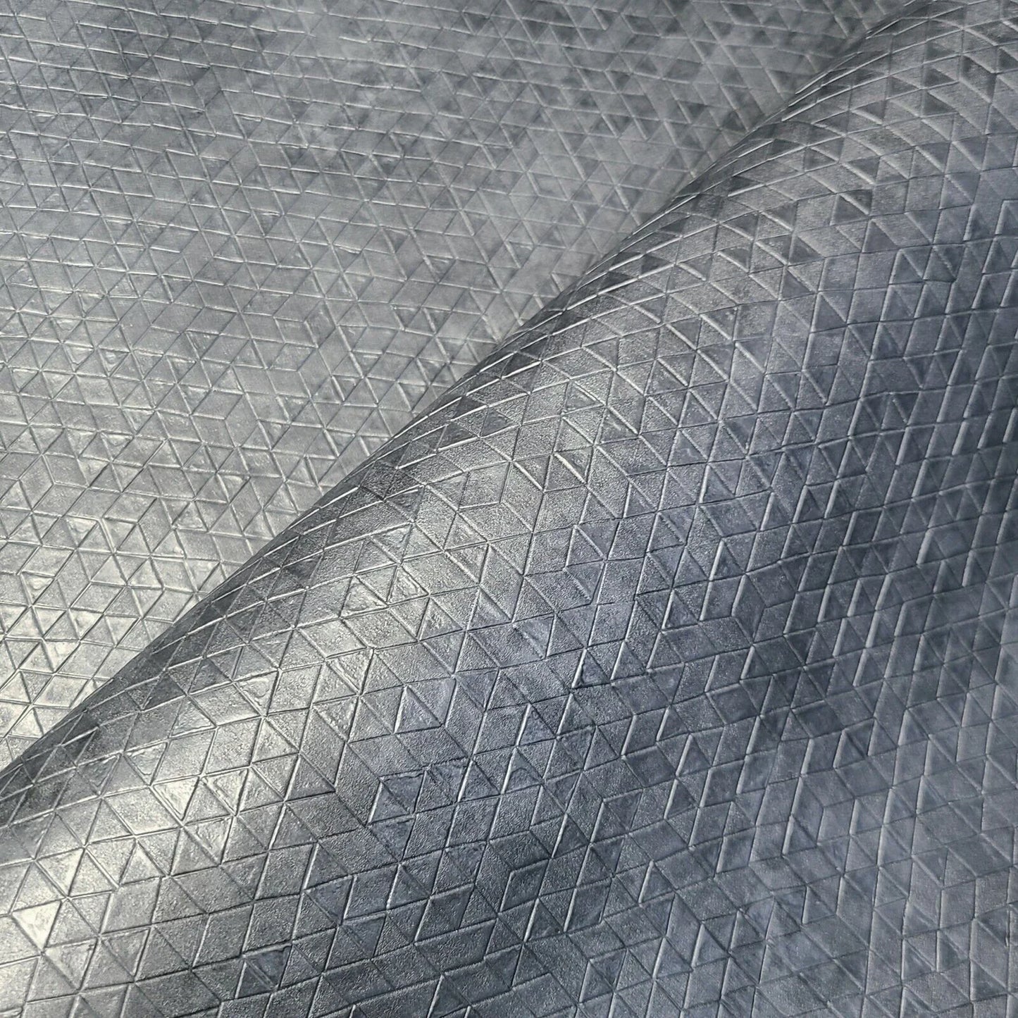 Tapiz Wallpaper Gunmetal Triangles