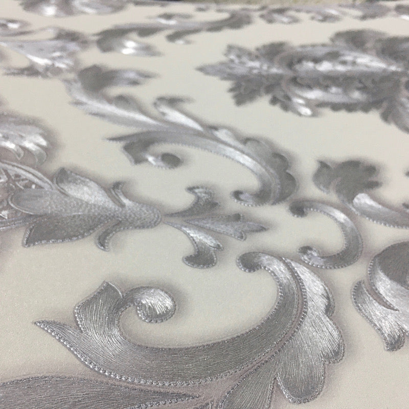 Tapiz Con Diseño Damasco en Plata y Blanco