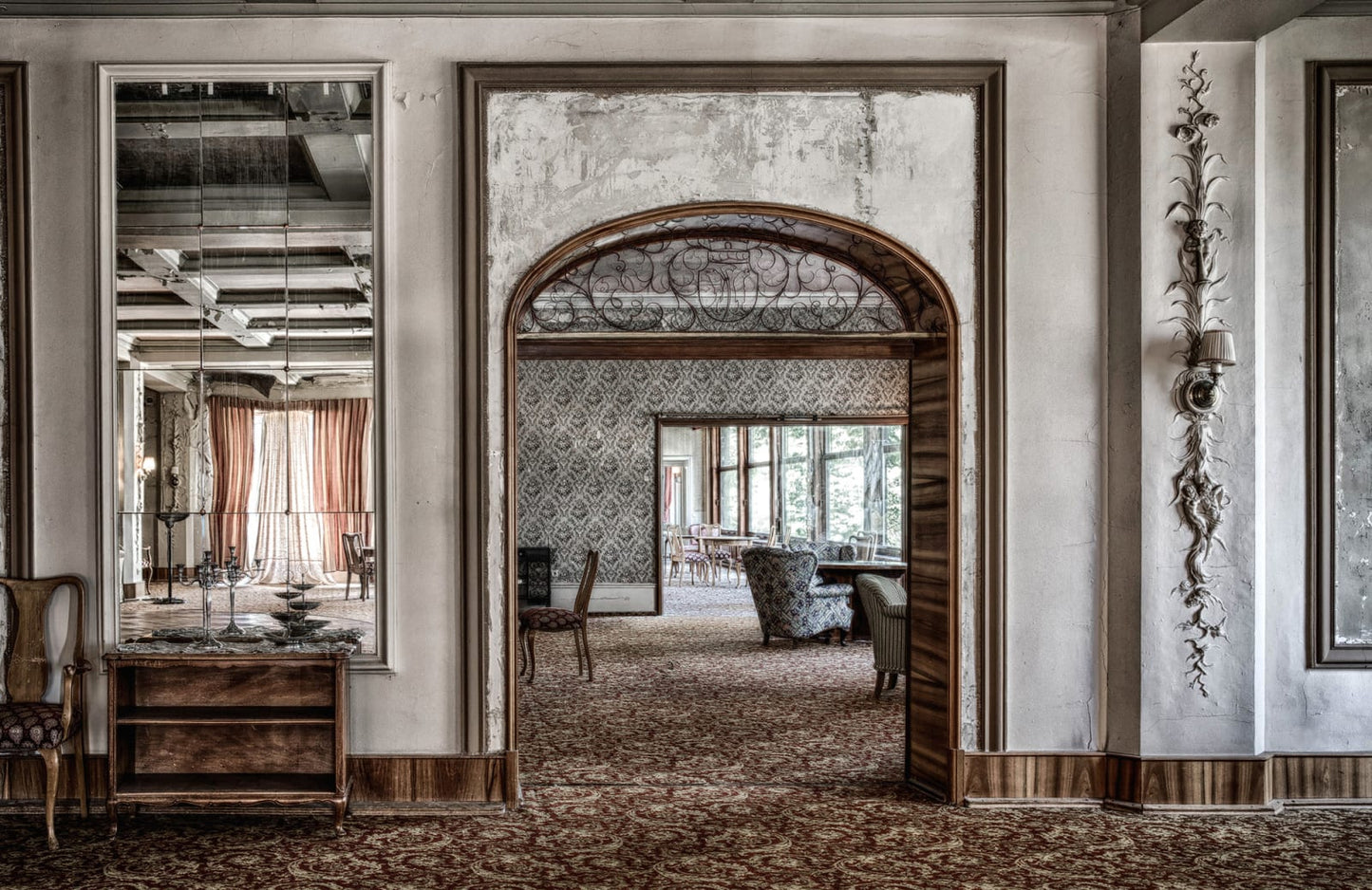 Salón con Decorado Europeo